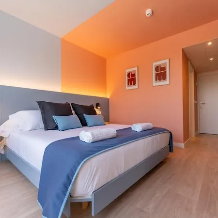 Attic Frontbeach Sea Views *