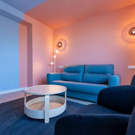 Attic Frontbeach Sea Views Appartement